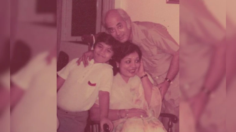 On Yash Johar’s birthday, Karan Johar shares Throwback Gold: “Miss you every day, Papa”